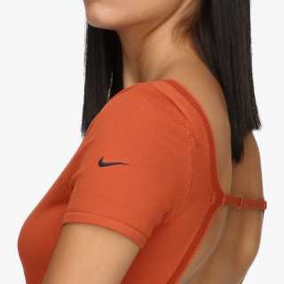 NIKE BODI Sportswear Chill Knit 